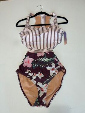 Striped & Floral One-Piece Women’s Swimsuit in Burgundy White Sz S Highwaisted